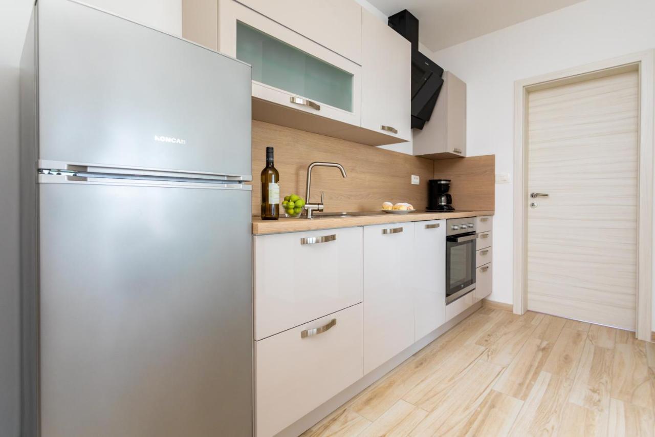 Apartments Jelena Vantacici Ngoại thất bức ảnh