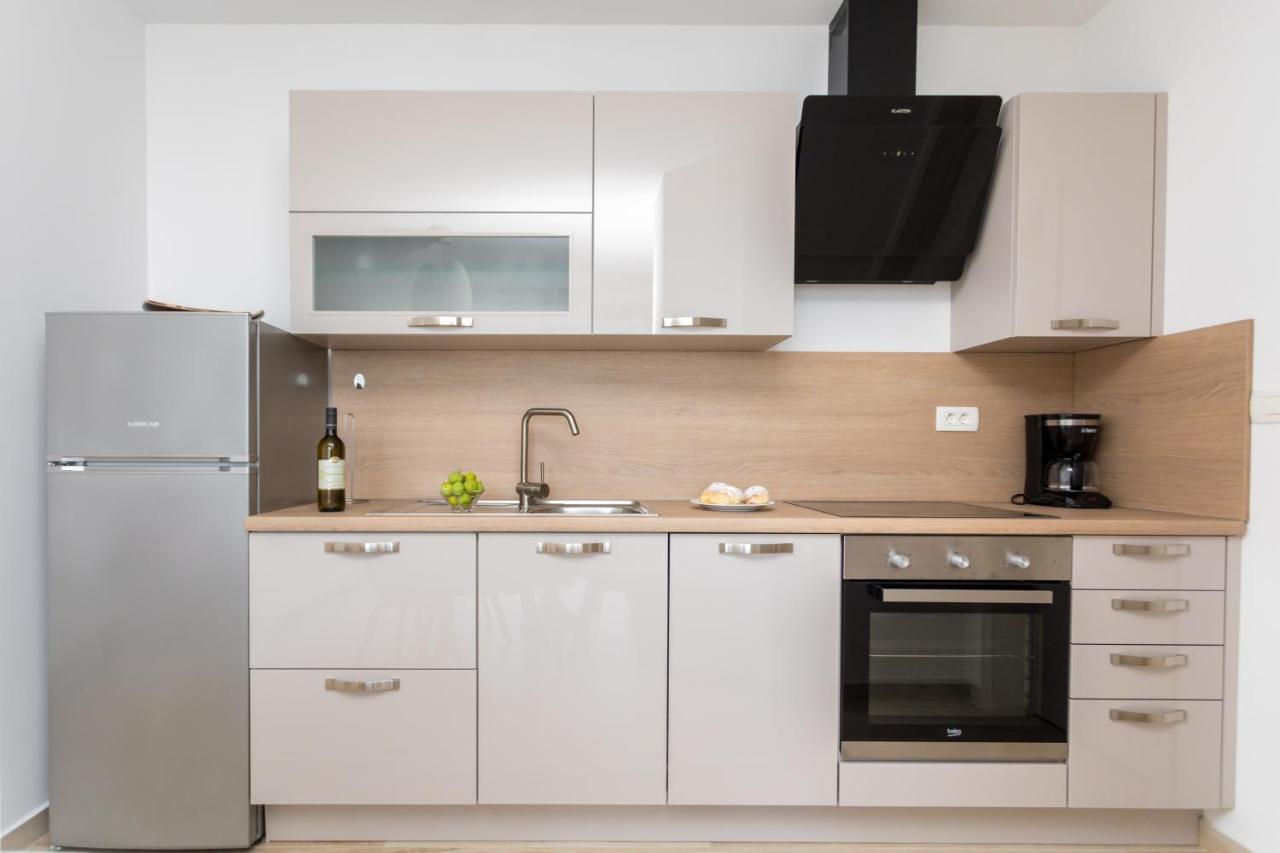 Apartments Jelena Vantacici Ngoại thất bức ảnh
