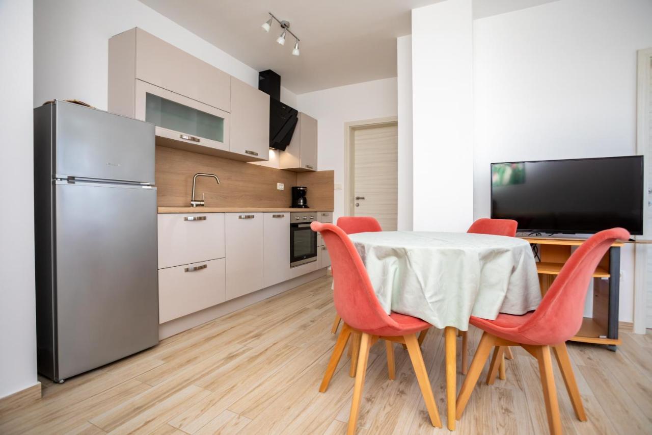 Apartments Jelena Vantacici Ngoại thất bức ảnh
